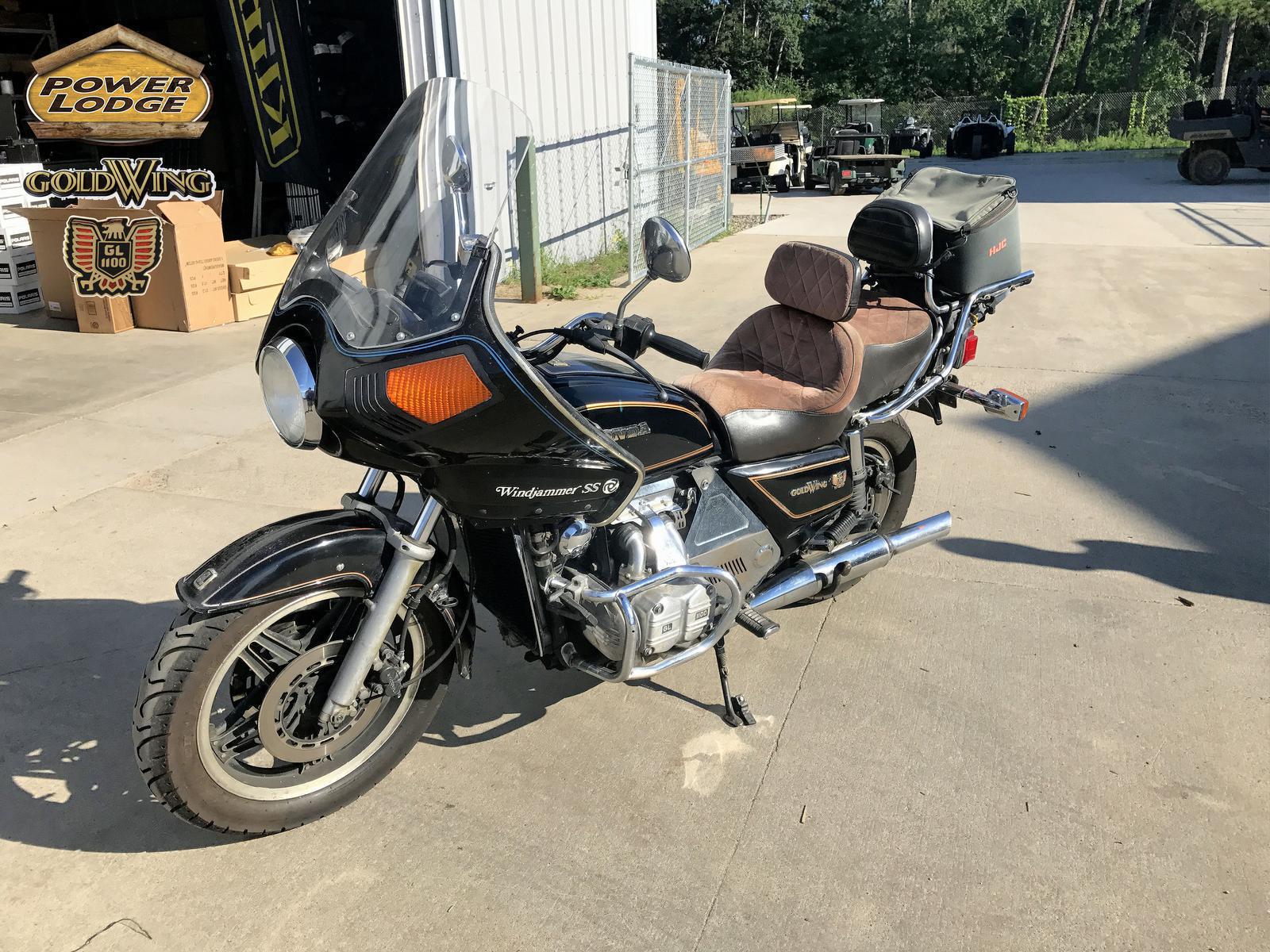 1982 Honda GL1100 GOLDWING